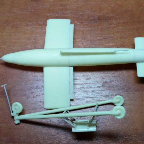 1:32 Blohm & Voss BV-143A-2 with airfield staff - Limited edition resin kit