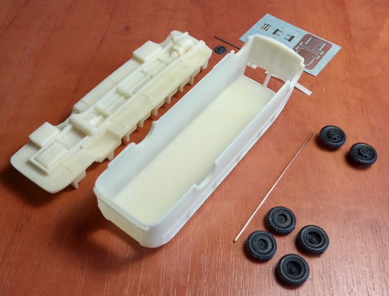 1/87 (HO) Ford G790B - Bus - Limited edition resin kit - Image 10