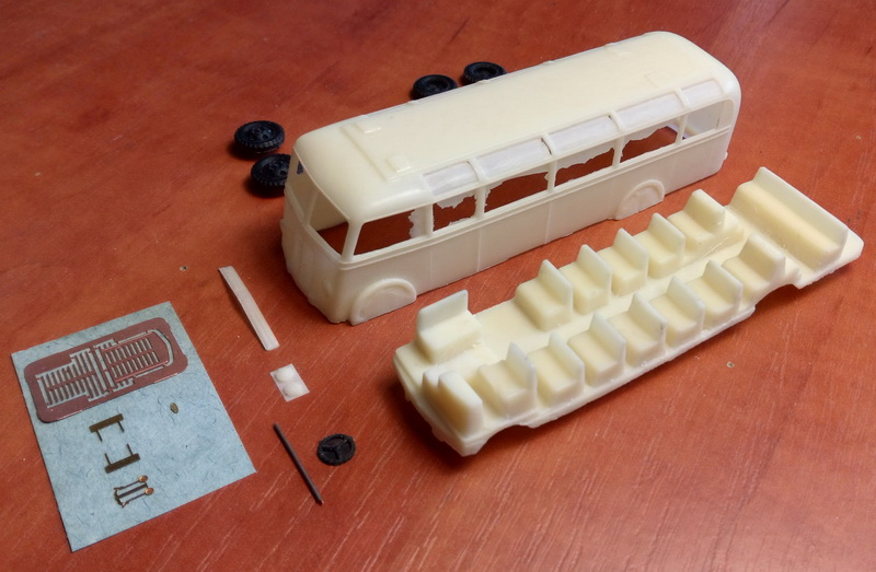 1/87 (HO) Ford G790B - Lux Bus - Limited edition resin kit - Image 9