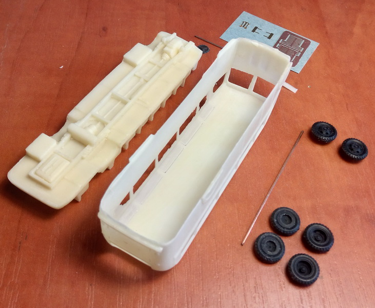 1/87 (HO) Ford G790B - Lux Bus - Limited edition resin kit - Image 7