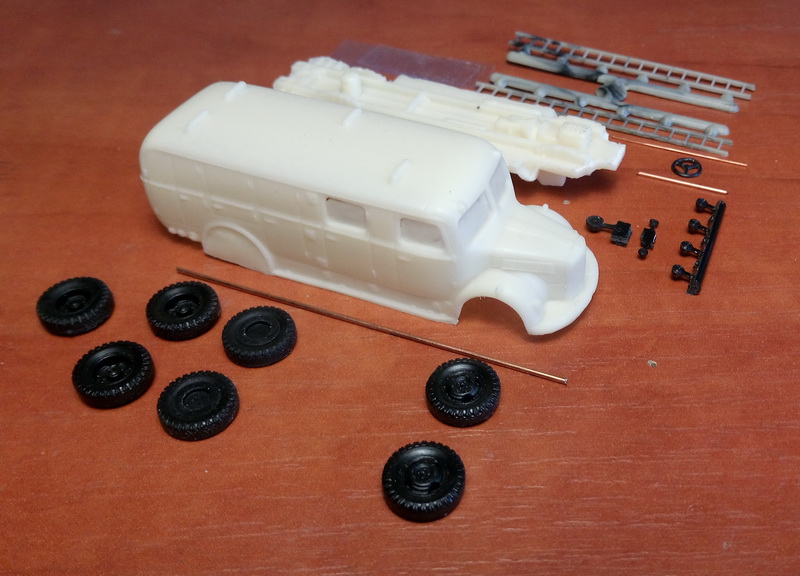 1/87 (HO) MB 3500 /42 TLF15 Feuerwehr Bus ( 1950 ) - Limited edition resin kit - Image 6