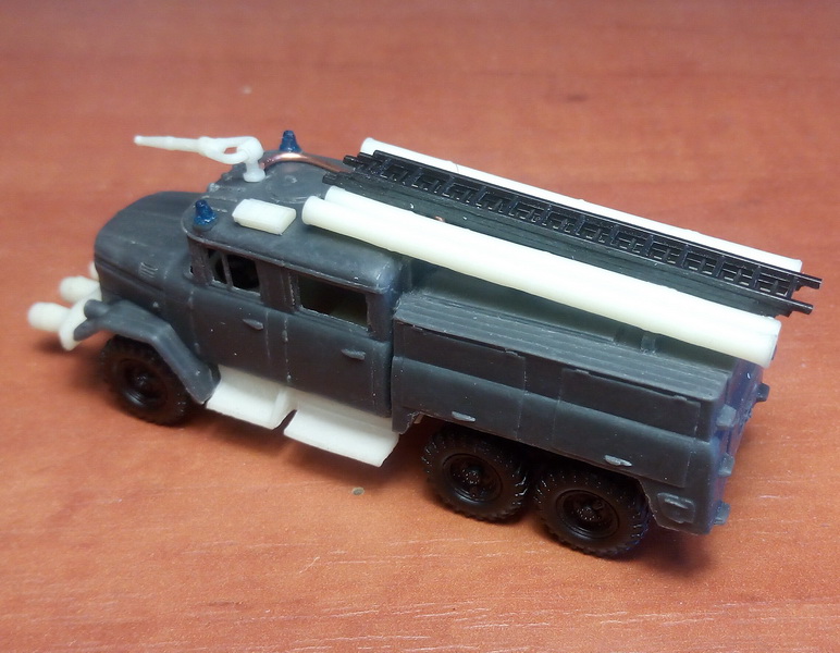 1/87 (HO) Zil-131 AA-40 Airfield fire truck - Limited edition resin kit - Image 12